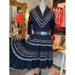 vintage 1950s black patio dress ric rac silver ribbon full skirt med western 29